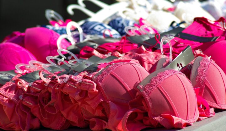 schaamte in de lingeriewinkel